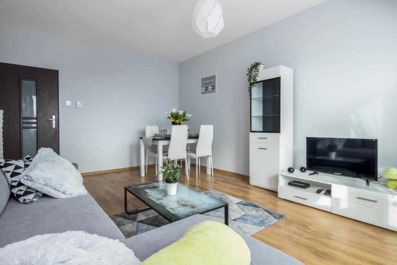 Nad Wisłą Z Basenem Apartament *