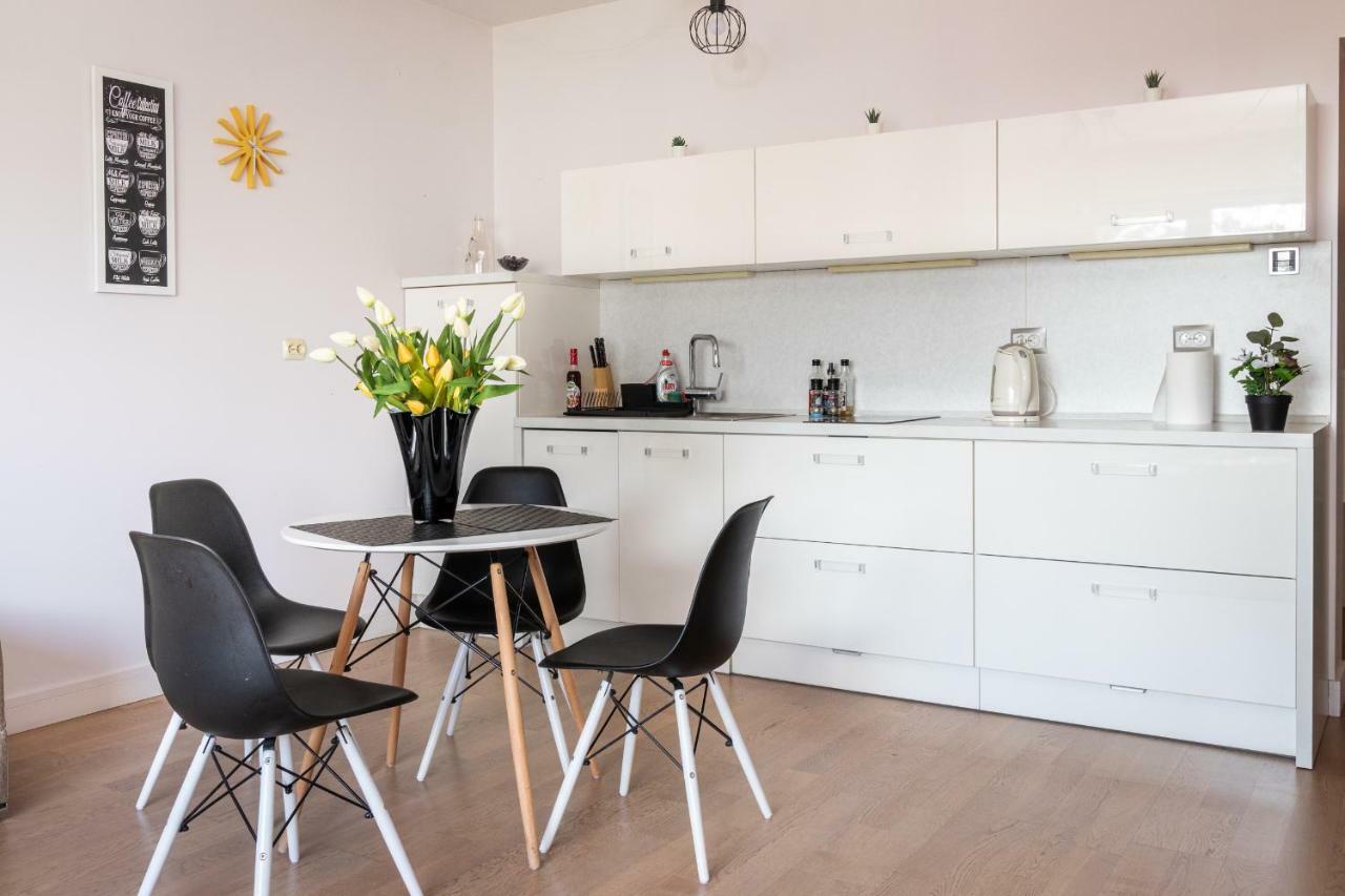Nad Wisłą Z Basenem Apartament *